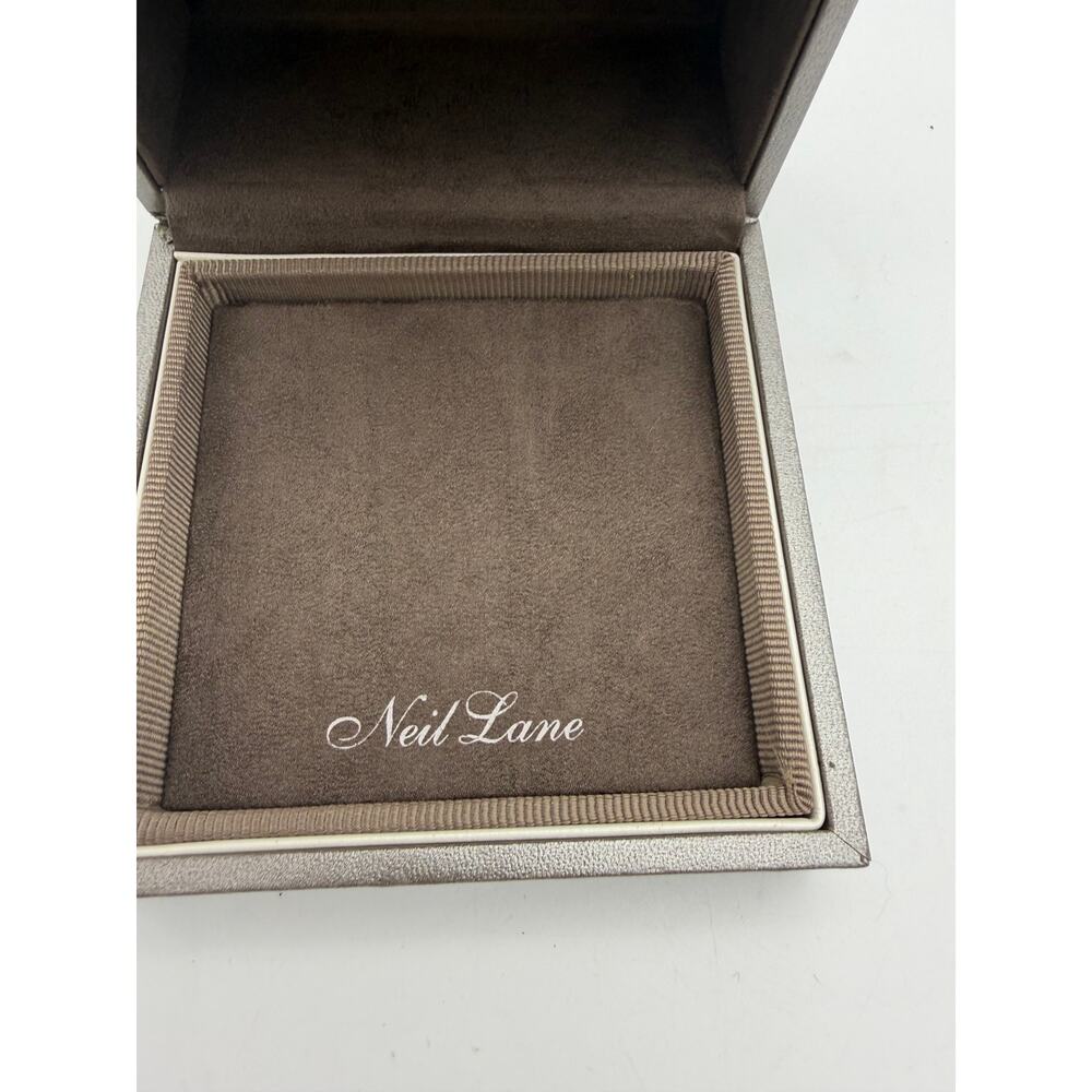 Neil Lane Necklace Box - Picture 3 of 3